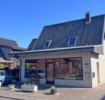 Wohnen, wo es ruhig und grün ist - Haus mit vielen Möglichkeiten in Kamp-Lintfort-Niersenbruch!