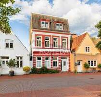 Charmantes Mehrfamilienhaus mit 4 neuwertigen, voll möblierten Wohneinheiten in attraktiver Lage - Schleswig