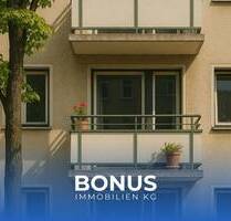 Mehrfamilienhaus in Dresden. Gepflegter Zustand, Balkone, Grünfläche für die Mieter