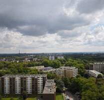 Mit Blick über Homberg, 2,5-Raum Wohnung, 63m², Balkon, 20. Etage - Duisburg Hochheide