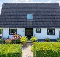 Wohntraum mit Galerie - hochwertig, detailverliebt, besonders - Wiesbaden Nordenstadt