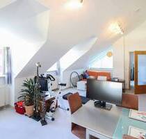 2-Zi.-Dachgeschosswohnung in ruhiger Wohnlage von Pasing-Obermenzing - München