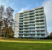 Attraktive 2-Zimmer-Wohnung im 7. OG - mit Balkon & Aufzug -- Bezugsfrei ab 01. Februar 2026-- - Straubing