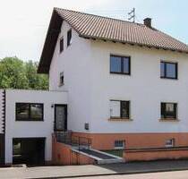 Großes Reiheneckhaus mit Renovierungsbedarf samt schönem Garten - Provisionsfrei für Käufer - Nalbach Piesbach