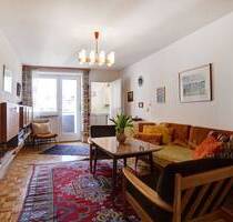 !Ihre neue Adresse! Wohnung mit viel Charme und großer Loggia in guter Lage von Schwabing-West! - München Neuschwabing