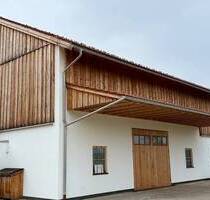 Logistikgebäude mit Büro und ehemalige Reithalle - Miesbach Großthal
