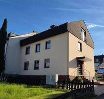 Willkommen in Urbar... 188 m², drei Etagen, zwei EBK, Keller, Garage, Terrasse, Balkon