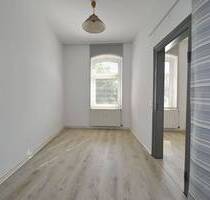 Eine Wohnung voll guter Wohnideen = Einbauküche = Gartennutzung = Erstbezug nach Sanierung - Merseburg