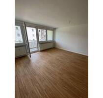 Naundorf, OT Hof...Wohnung mit Balkon und wunderschönen Blick ins Grüne!