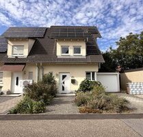 Ihr Traumhaus mit Zukunft Moderne Doppelhaushälfte mit Hightech-Energieversorgung, Garten und Garage - Mannheim Neckarau