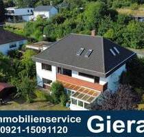 Großes Wohnhaus mit herrlichem Garten und tollen Ausblick - Himmelkron