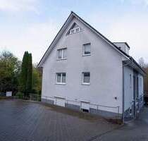 Eigentumswohnung von 2014, ca. 71,85 m², 3 Zimmer, Küche, Bad, Abstellraum, Balkon, Stellplatz, Kelleranteil in zentraler Lage von Bad Oldesloe
