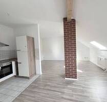 Wohnen im Dachgeschoss - mit EBK und Balkon - Chemnitz Sonnenberg