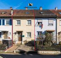 Einziehen & wohlfühlen: gepflegtes Reihenmittelhaus mit Garten - Esslingen Oberesslingen