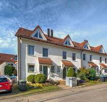 Reihenhaus in Waldrandnähe - 619.000,00 EUR Kaufpreis, ca.  119,00 m² Wohnfläche in Holzgerlingen (PLZ: 71088)