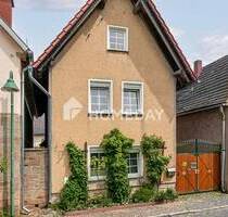 Wohnen im Grünen: Gepflegtes Bauernhaus mit Werkstatt, Garten, viel Platz und Privatsphäre - Bad Bibra Wallroda