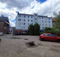 4-Zimmerwohnung in der City - 116 qm - Balkon, Bad und WC, Parkplatz - bezugsfertig und -frei - Bielefeld Innenstadt