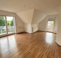 +++ATTRAKTIVE DG-WOHNUNG MIT BALKON UND PKW-STELLPLATZ AM RANDE VON CHEMNITZ+++