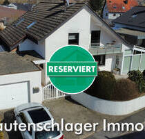 Gepflegtes Einfamilienhaus mit Garage und einem richtig schönen Garten! - Berg bei Neumarkt in der Oberpfalz