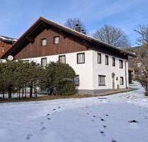 geräumiges Wohnhaus in ruhiger Ortslage von Bodenmais