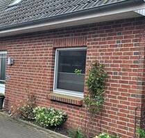 ** neuwertiges exklusives Haus, DHH, Bj. 2005, zentral und ruhig, 4 Zi, Carport, EneV ** - Wedel