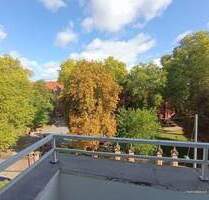 Düsseldorf-Oberbilk, Heerstraße 27 - Komplett sanierte Wohnung mit 2 Balkonen + Küchenzeile ab Oktober zu mieten !!