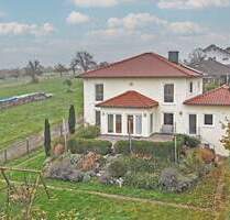 Traumhaftes Haus in Feldrandlage mit atemberaubendem Weitblick - Rockenberg Oppershofen