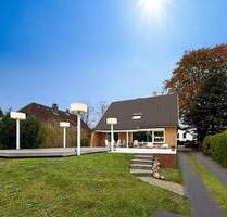 Ein Haus zum Ankommen und Bleiben - Familienidyll mit Pool und Sonnenterrasse in Rahlstedt - Hamburg