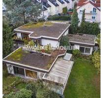 Villen-Anwesen, Zweifamilienhaus, zentrale und exklusive Wohngegend im Grünen - Schwalbach am Taunus