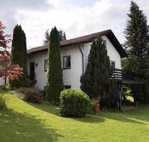 1-2 Familienhaus in Durach mit Garten und Loggia zu verkaufen