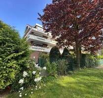 Stilvolle Maisonette-Wohnung mit Galerie und Balkon - Kaarst