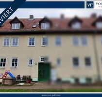 Eine Hälfte des Mehrfamilienhaus mit sechs Wohneinheiten - Wanfried