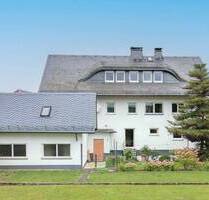 Ein Zuhause voller Wärme und Möglichkeiten - großzügiges Einfamilienhaus mit Traumgarten in Driedorf