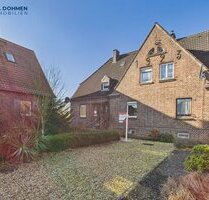 Charmantes Ein-Zweifamilienhaus mit zwei Garagen + großem Garten in Randerath - Heinsberg Randerath/Uetterath