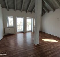 Besondere Wohnung mit Einbauküche, Terrasse und Fahrstuhl im Raum Luth. Wittenberg - Gräfenhainichen Zschornewitz