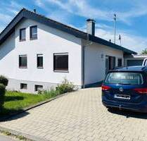 Familienfreundliches, bezugsfreies 3-Parteienhaus in sonniger und ruhiger Lage - Emmingen-Liptingen
