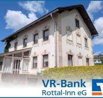 Charmantes Wohnhaus in ländlicher Lage mit zwei Wohneinheiten im Gemeindebereich von Gangkofen