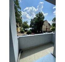 DIREKT AM WASSER GELEGEN, HELLE 3 ZIM-AB-WHG. MIT TOLLEM LOGGIA IM GRÜNEN BERLIN-KÖPENICK