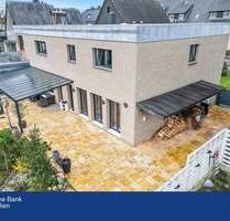 Großzügiges, exklusives Zweifamilienhaus mit Potenzial! - Bielefeld Milse