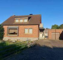 Frei stehendes Haus mit schönem Garten in Nörvenich sucht Familie