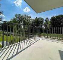 Wohnen im neuen Paosopark: Hochwertige, top ausgestattete, helle und ruhige 3-Zi-Wohnung mit Fliesen und EBK - München Aubing-Lochhausen-Langwied