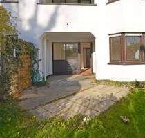 renovierte EG Wohnung mit kleinem Garten in zentraler Lage München Pasing, ab sofort bezugsfrei!