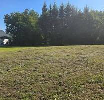 Hier entsteht Ihr Traumhaus: Sonniges Baugrundstück in Nossen-Rhäsa