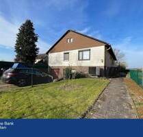 Einfamilienhaus mit 2 Garagen & Wärmepumpe auf großem Grundstück - Garbsen Osterwald - Unterende