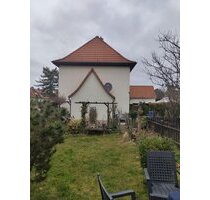 Schollehaus im Gesundbrunnen, Reihenendhaus in ruhiger Lage - Halle Südstadt
