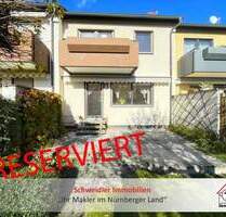 Traum vom Eigenheim in Eckenhaid! Sonniges Reihenmittelhaus mit Garage in Eckental