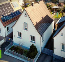 Auffallend gepflegt: Modernisiertes Einfamilienhaus mit tollem Garten und Brunnen! - Ludwigsburg Eglosheim