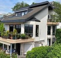 5-Zimmer-Maisonette-Wohnung mit separatem Eingang und 2 Terrassen in gefragter Aussichtslage über das Rheintal in KW-Oberdollendorf - Königswinter