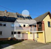 Großes EFH mit Einliegerwohnung in Pommersfelden-Limbach...Platz für Familie und mehr