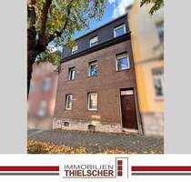 Zweifamilienhaus mit Garage und Garten in Stolberg-Büsbach - Stolberg (Rheinland) / Büsbach